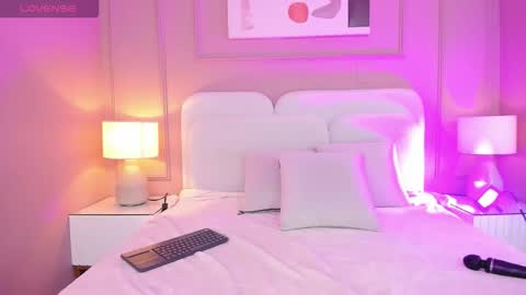 Snapshot of kathe_asian chatting on 03/25/26, 06:47 online show from 03/25/26, 06:47