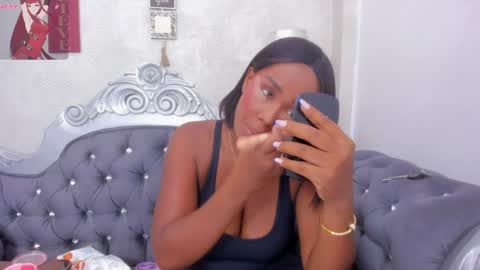 Snapshot of katherin_cruzz chatting on 04/23/26, 03:47 katherin online show from 04/23/26, 03:47