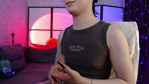 Snapshot of katherine_johnson chatting on 12/19/24, 07:29 katherine_johnson online show from 12/19/24, 07:29