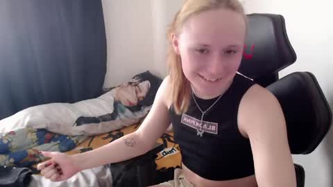 Snapshot of katherine_johnson chatting on 05/31/26, 09:38 katherine_johnson online show from 05/31/26, 09:38