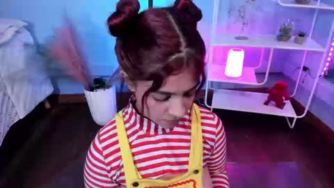 Snapshot of kathia_saenz chatting on 10/02/25, 04:08 Kathia  online show from 10/02/25, 04:08