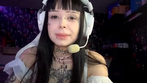 Luna online show from 03/08/26, 03:16