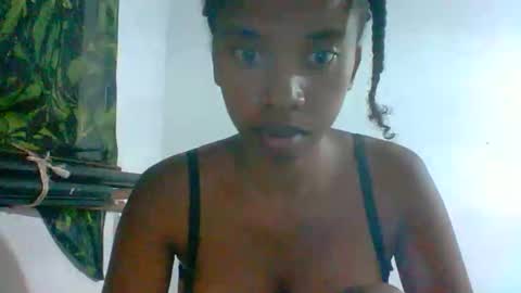 Snapshot of kathinah chatting on 11/17/25, 06:35 kathinah online show from 11/17/25, 06:35