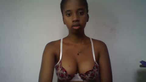 Snapshot of kathinah chatting on 01/13/26, 04:07 kathinah online show from 01/13/26, 04:07