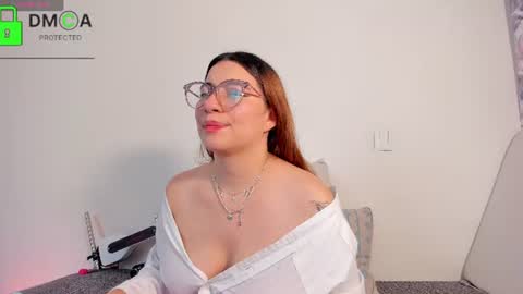 Snapshot of kathryn0 chatting on 06/24/26, 03:27 Kay online show from 06/24/26, 03:27