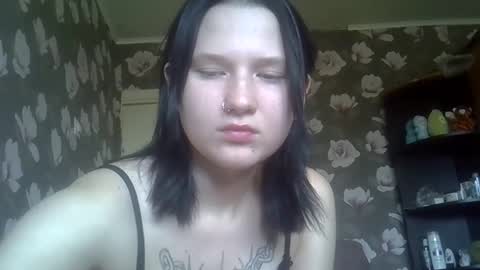 Snapshot of kathrynmason chatting on 09/14/25, 12:59 kathrynmason online show from 09/14/25, 12:59