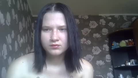 Snapshot of kathrynmason chatting on 09/20/25, 12:06 kathrynmason online show from 09/20/25, 12:06