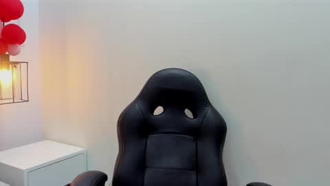 Khaty online show from 02/19/25, 11:49