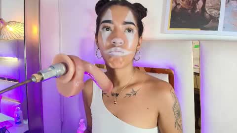 Khaty online show from 12/17/25, 03:40