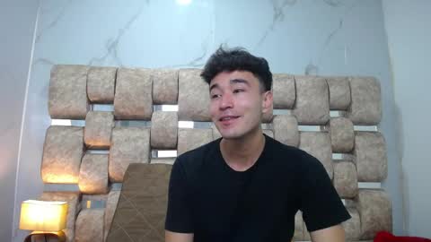 Kaht y Aiden online show from 04/30/26, 03:40