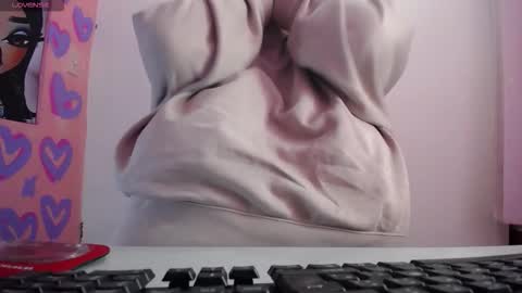 Snapshot of kathybigboobsbbw_ chatting on 11/11/25, 07:19 kathybigboobsbbw_ online show from 11/11/25, 07:19