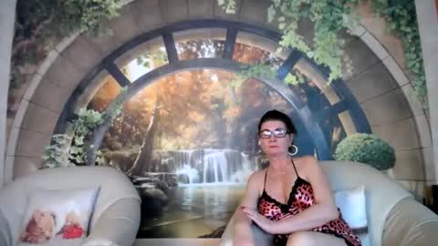 Snapshot of kathylovexxx chatting on 04/02/26, 02:26 Kathy online show from 04/02/26, 02:26