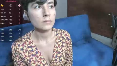 Snapshot of katia_12_ chatting on 06/18/26, 12:00 katia_12_ online show from 06/18/26, 12:00