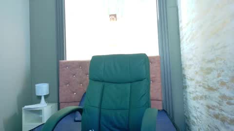 Snapshot of katia_green chatting on 09/30/25, 11:59 Katia online show from 09/30/25, 11:59