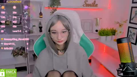 Snapshot of katia_kim chatting on 02/15/25, 10:00 Katia online show from 02/15/25, 10:00