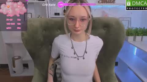 Snapshot of katia_kim chatting on 09/12/25, 05:40 Katia online show from 09/12/25, 05:40