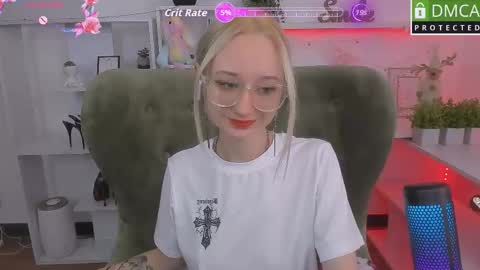 Snapshot of katia_kim chatting on 10/07/25, 05:37 Katia online show from 10/07/25, 05:37