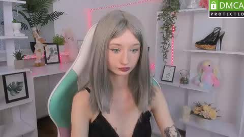 Snapshot of katia_kim chatting on 10/20/25, 05:52 Katia online show from 10/20/25, 05:52