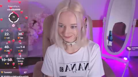 Katia  online show from 11/14/25, 06:23