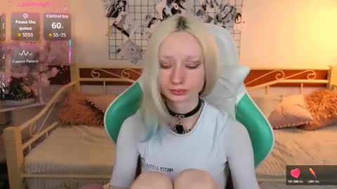 Katia  online show from 03/10/26, 06:40