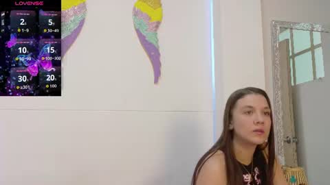Snapshot of katia_rose23 chatting on 07/25/26, 07:11 . . KATIA . . online show from 07/25/26, 07:11