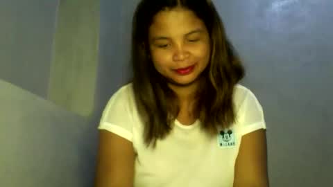 Snapshot of katibeauty00 chatting on 05/13/26, 06:11 katibeauty00 online show from 05/13/26, 06:11