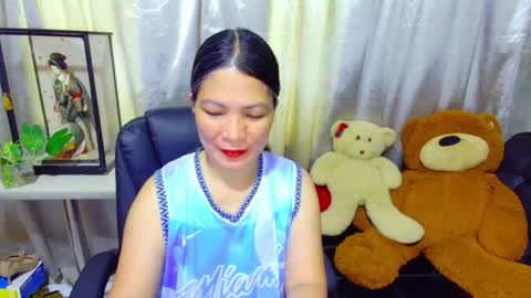 Snapshot of katie_8441 chatting on 10/07/25, 05:15 Kate online show from 10/07/25, 05:15