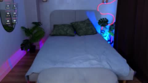Snapshot of katie_dierse chatting on 09/27/25, 02:22 Katie online show from 09/27/25, 02:22