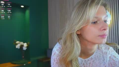 Snapshot of katie_dierse chatting on 07/10/26, 07:12 Katie online show from 07/10/26, 07:12