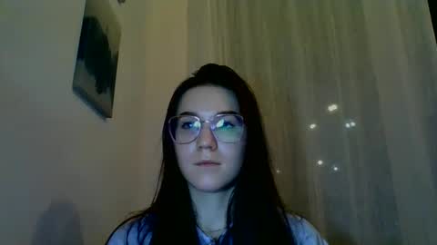 Snapshot of katie_foxi chatting on 01/11/25, 08:43 katie_foxi online show from 01/11/25, 08:43