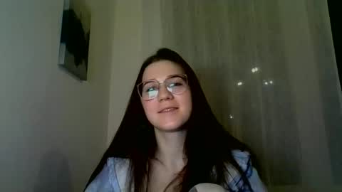 Snapshot of katie_foxi chatting on 01/15/25, 08:05 katie_foxi online show from 01/15/25, 08:05