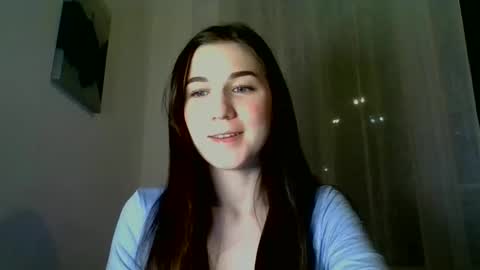 Snapshot of katie_foxi chatting on 02/05/25, 04:14 katie_foxi online show from 02/05/25, 04:14