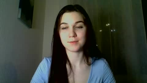 Snapshot of katie_foxi chatting on 02/08/25, 09:15 katie_foxi online show from 02/08/25, 09:15