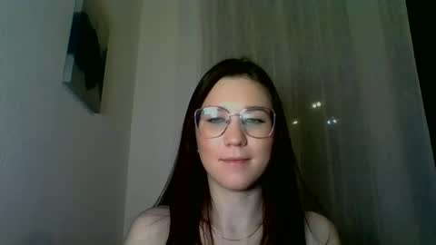Snapshot of katie_foxi chatting on 02/16/25, 04:21 katie_foxi online show from 02/16/25, 04:21