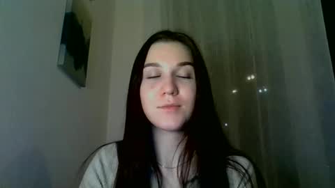 Snapshot of katie_foxi chatting on 02/20/25, 06:35 katie_foxi online show from 02/20/25, 06:35