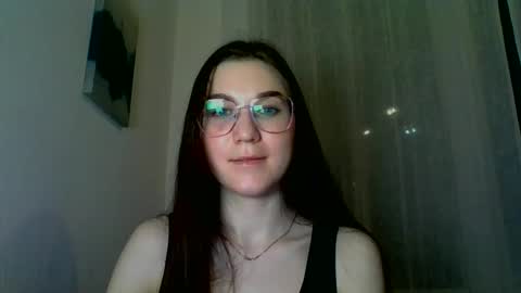 Snapshot of katie_foxi chatting on 02/26/25, 06:11 katie_foxi online show from 02/26/25, 06:11