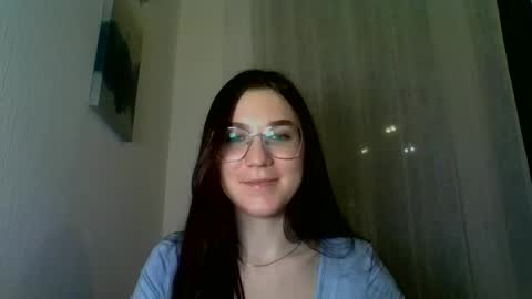 Snapshot of katie_foxi chatting on 03/01/25, 10:10 katie_foxi online show from 03/01/25, 10:10