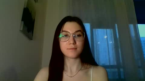 Snapshot of katie_foxi chatting on 03/05/25, 03:07 katie_foxi online show from 03/05/25, 03:07