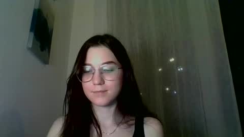 Snapshot of katie_foxi chatting on 03/06/25, 09:53 katie_foxi online show from 03/06/25, 09:53