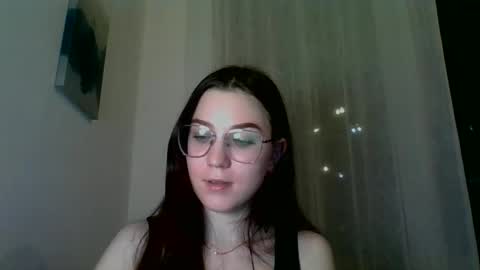 Snapshot of katie_foxi chatting on 03/07/25, 10:21 katie_foxi online show from 03/07/25, 10:21