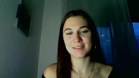 Snapshot of katie_foxi chatting on 09/13/25, 04:29 katie_foxi online show from 09/13/25, 04:29