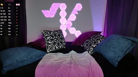 Snapshot of katie_kross_ chatting on 01/26/25, 06:28 Katie Kross online show from 01/26/25, 06:28