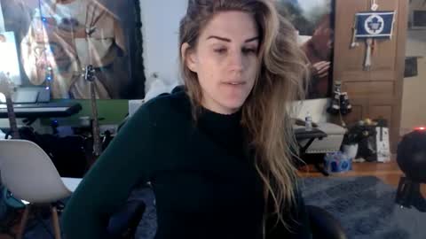 Katie online show from 12/06/24, 05:20