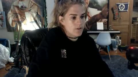 Snapshot of katiecutie_5 chatting on 06/25/26, 03:28 Katie online show from 06/25/26, 03:28