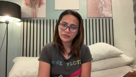 katiefrox  online show from 07/14/26, 10:21