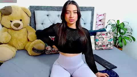 Follow Instagram katikloving online show from 02/20/26, 06:48