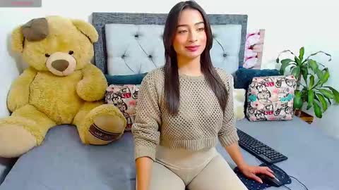 Follow Instagram katikloving online show from 03/29/26, 06:46