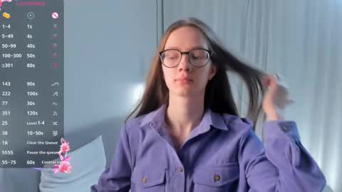 Scarlett online show from 12/03/25, 08:34