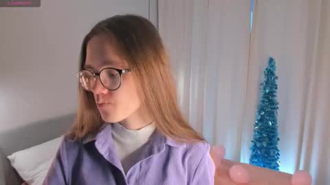 Scarlett online show from 12/19/25, 08:32