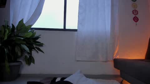 Kati  online show from 05/29/26, 11:19